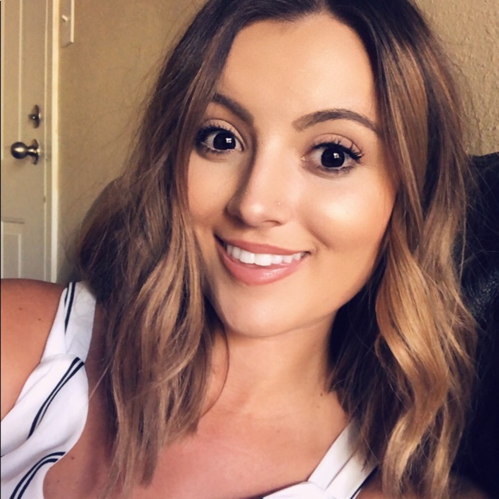 Meet your Posher, Lauren